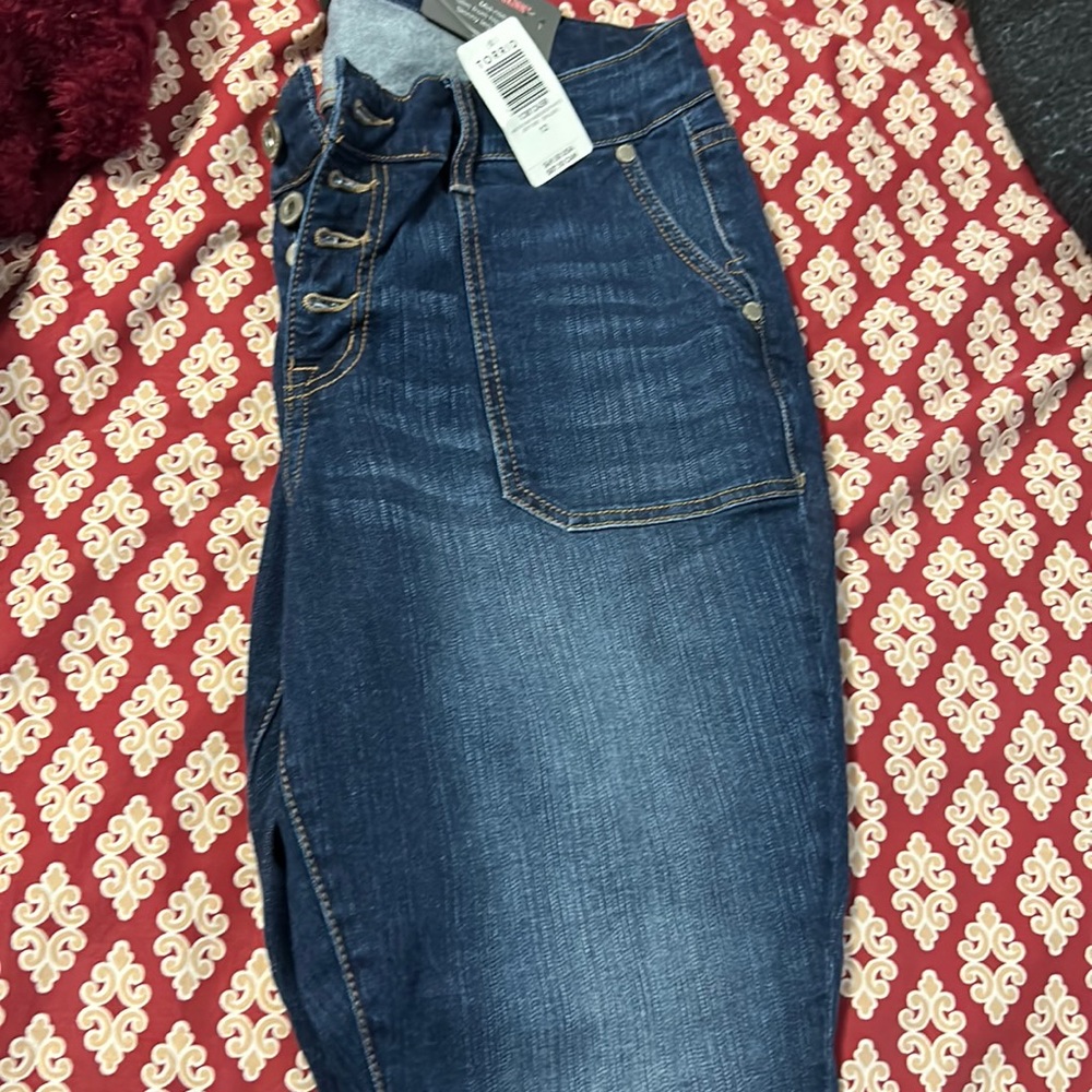 Torrid size 12s blue Mid rise skinny